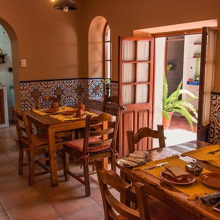 La Escondida Hostal Sucre Eksteriør billede