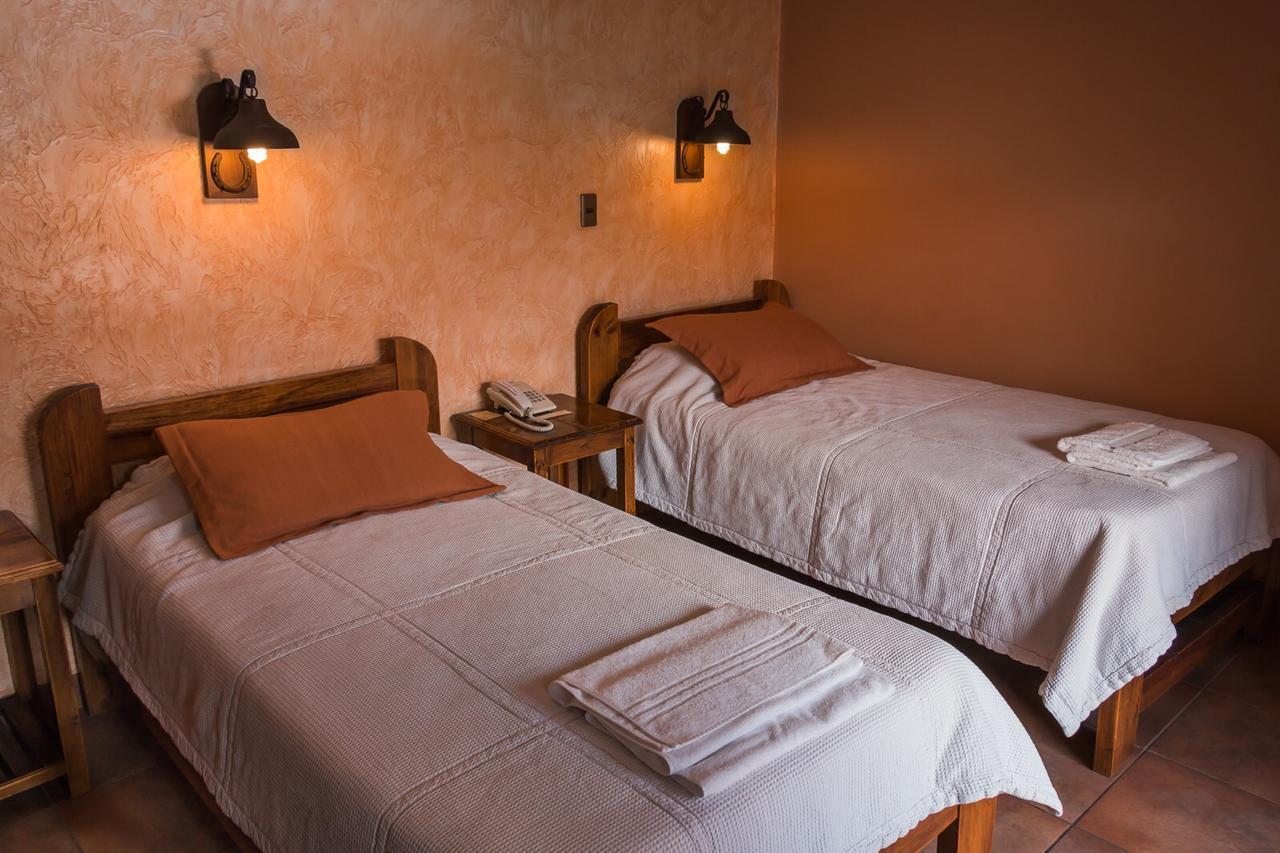 La Escondida Hostal Sucre Eksteriør billede