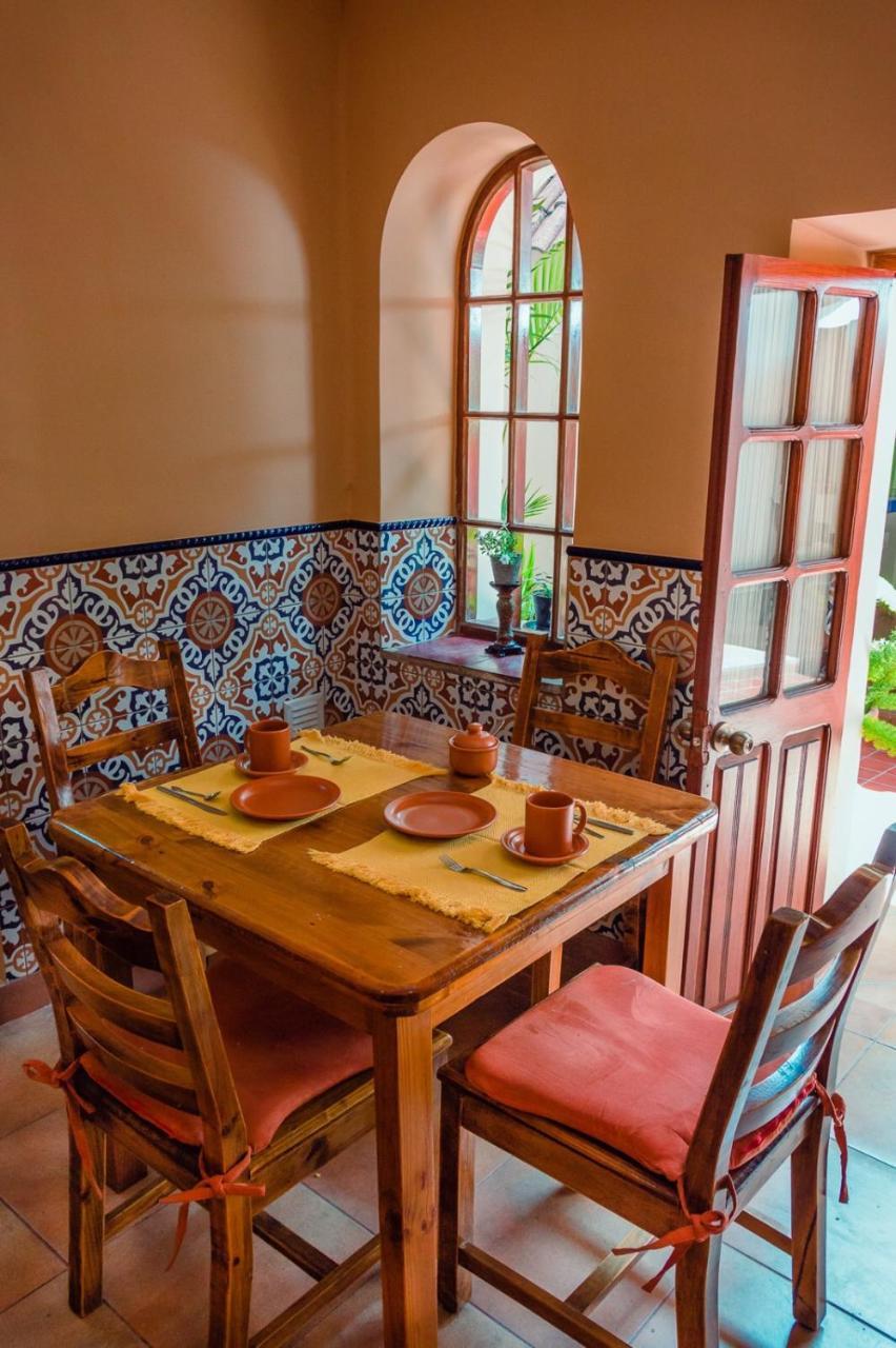 La Escondida Hostal Sucre Eksteriør billede