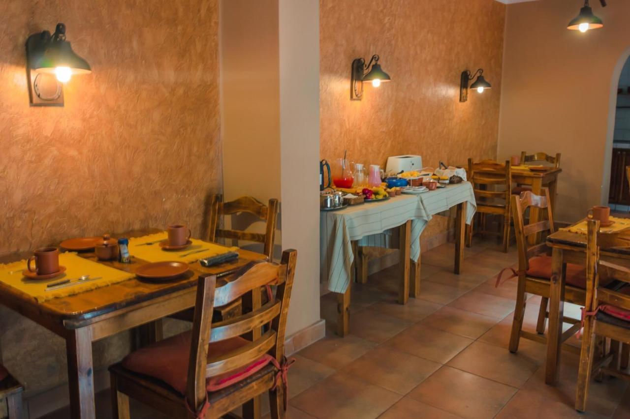 La Escondida Hostal Sucre Eksteriør billede